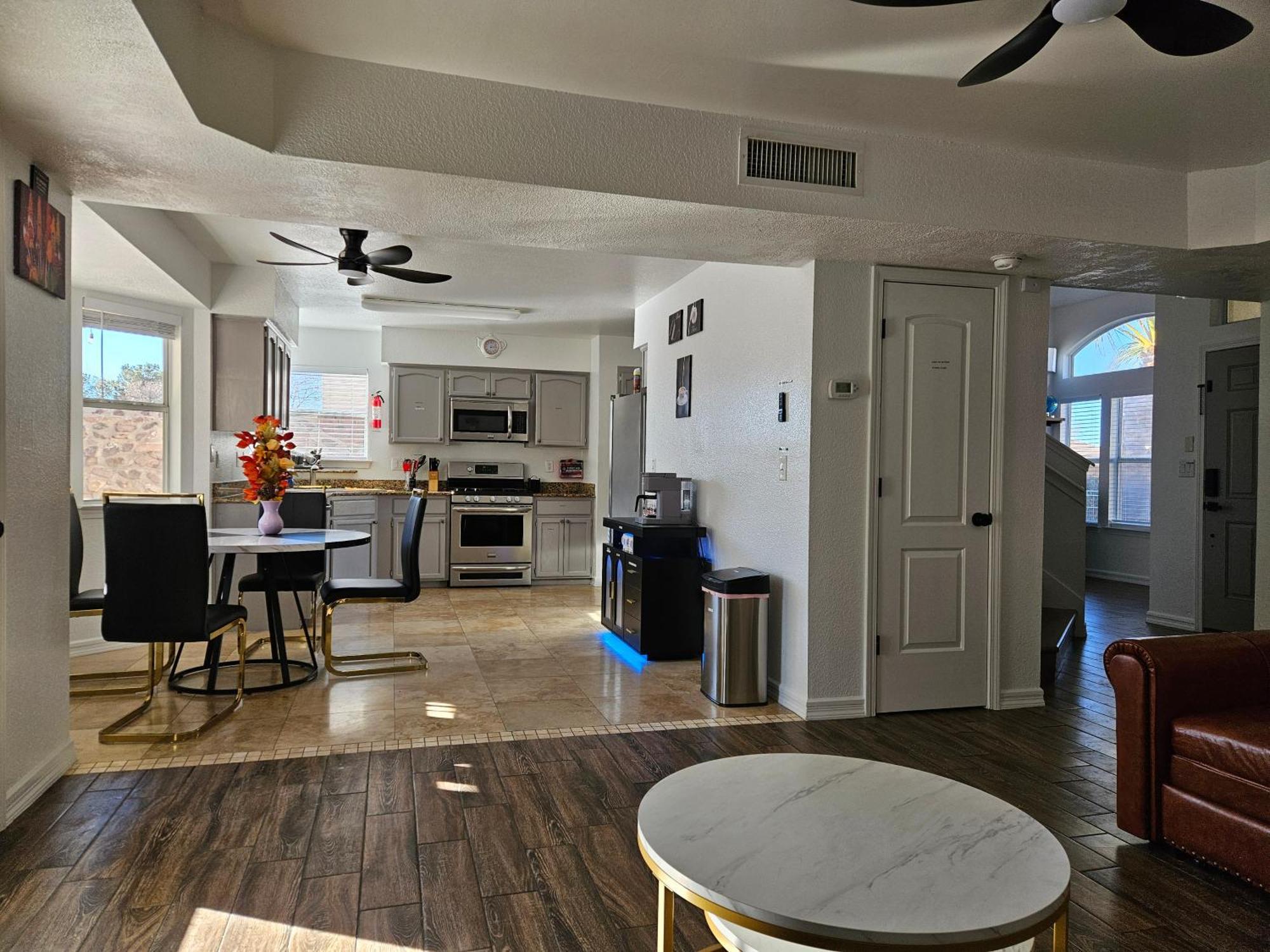 Franklin Luxe Oasis Villa El Paso Exteriör bild